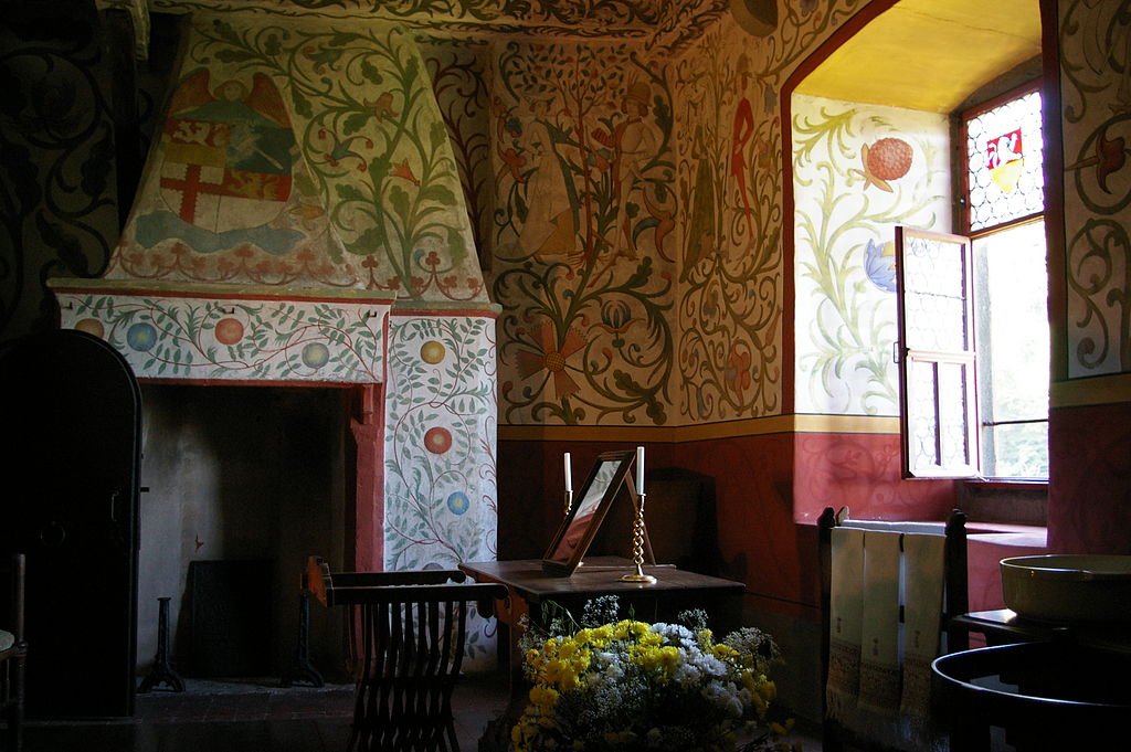 Eltz Castle interior