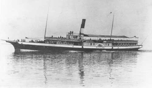 The MS Genève on lake Geneva