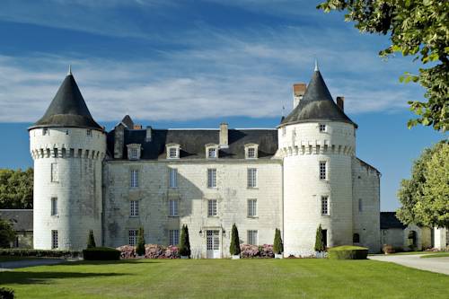 Find the best castle hotels in the Loire Valley in France. Spend your holiday like the royals did.