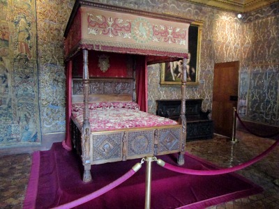 Chateau de Chenonceau, bedroom of Catherina de Medici
