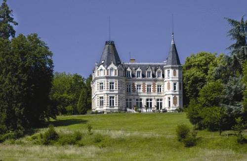 Chateau De L'aubrière