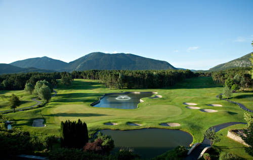 Chateau et Golf De Taulane