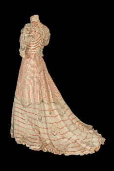 Sisi's pink Corfu dress